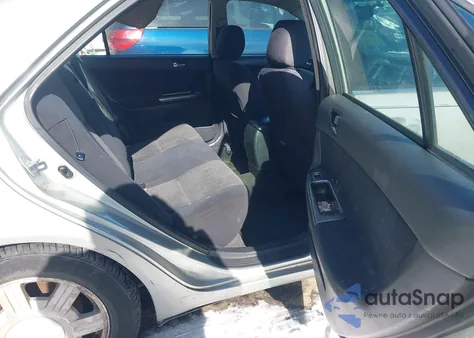 2002 Toyota Camry Se z USA, uszkodzony, nr VIN JTDBE32K020052161